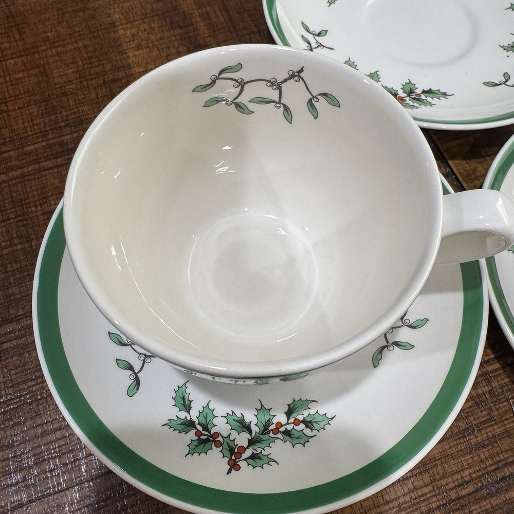2 SPODE Christmas Tree Cups & 3 Saucers FREE SHIPPING - Picture 3 of 5
